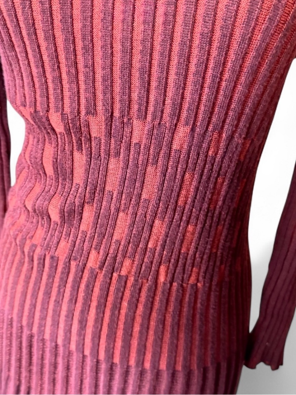 Max Studio Ribbed Long-Sleeve Knit Dress in Burgundy textured design cotton bl - Picture 3 of 8